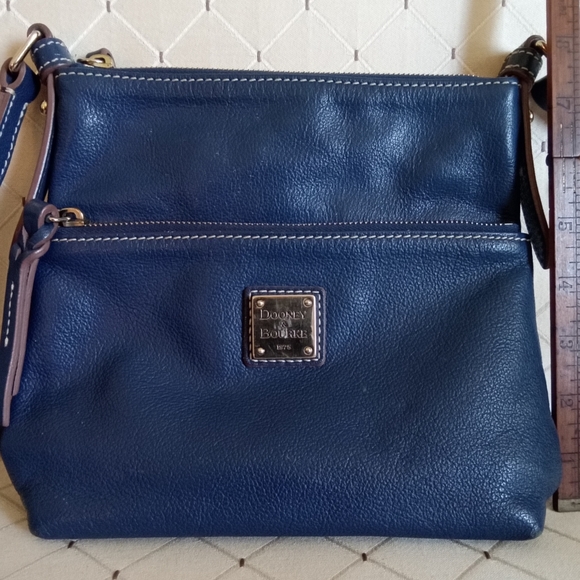 DOONEY AND BOURKE CROSSBODY - Picture 6 of 7